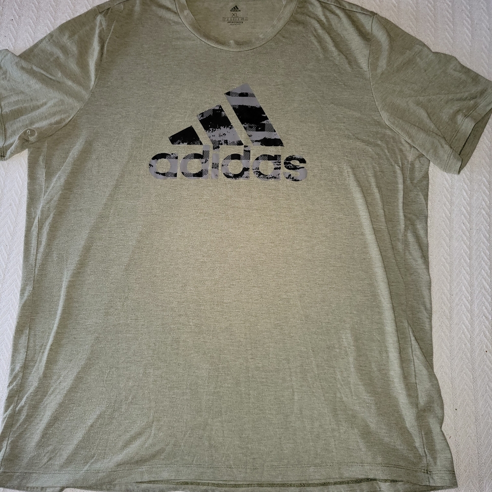 Adidas Green Short Sleeve Tee for Casual Comfort
